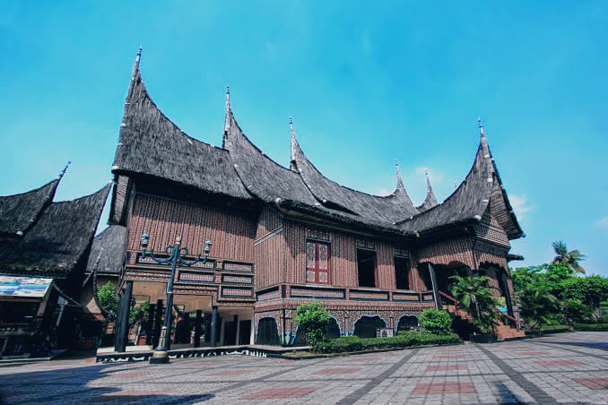 Rumah Gadang Minangkabau